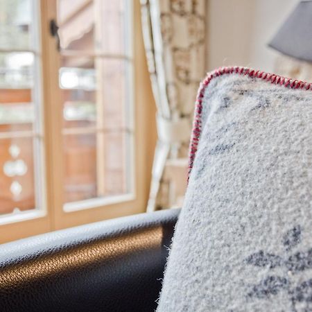 Apartment Alpenblume - Griwa Rent Ag 그린델발트 외부 사진